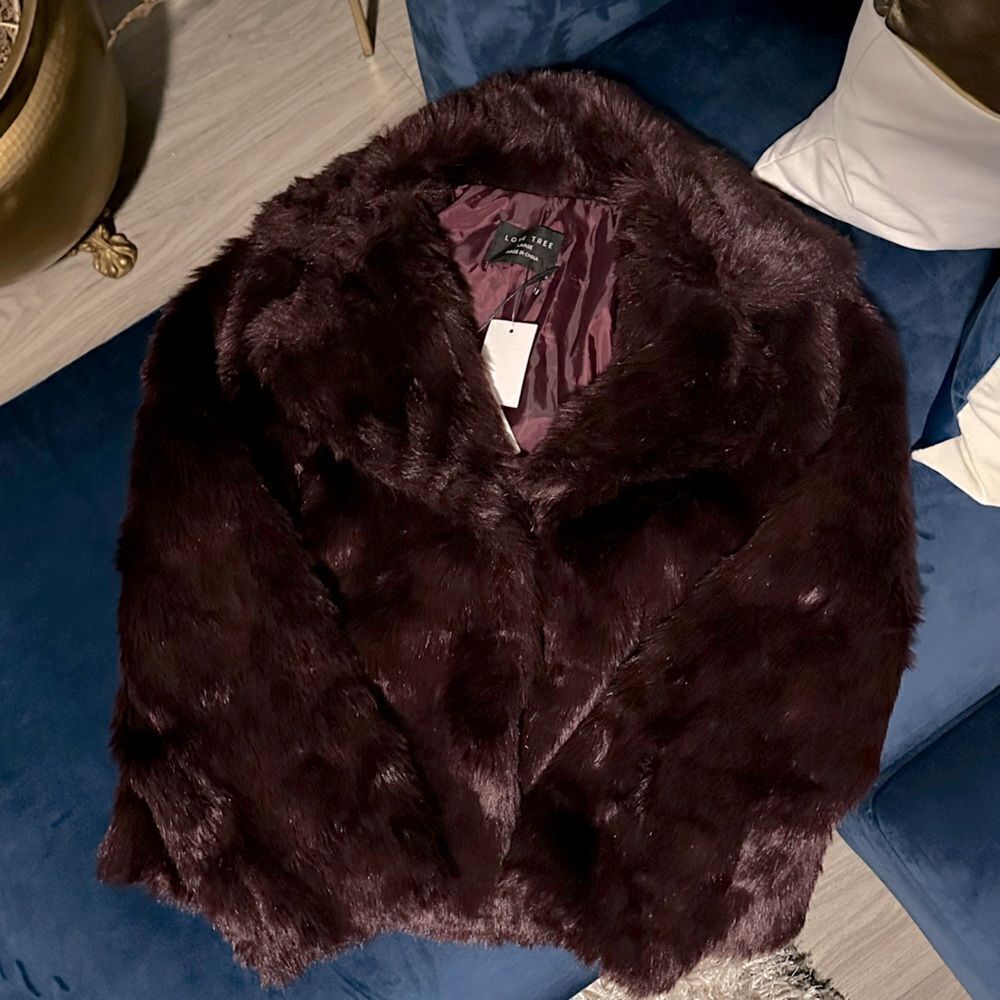 PLUM FAUX FUR JACKET! - Picture 5 of 6